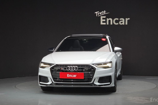2022 Audi S6 с пробегом 8 779 км