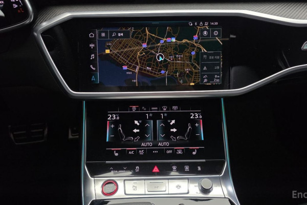 2022 Audi S6 с пробегом 8 779 км