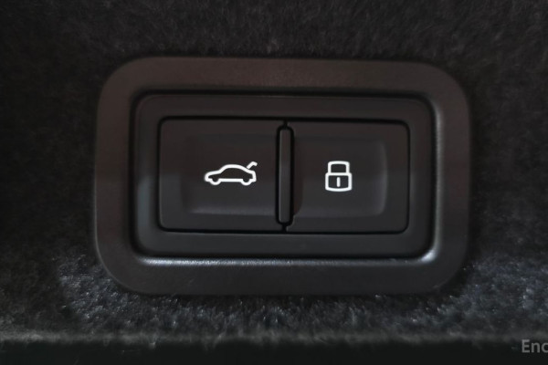 2022 Audi S6 с пробегом 8 779 км