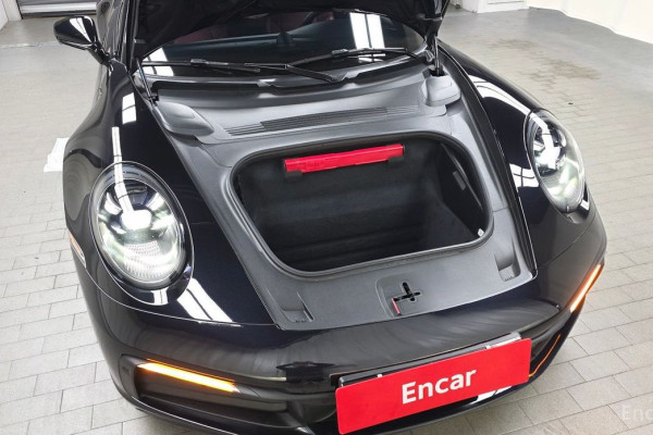 2021 Porsche 911 с пробегом 46 031 км