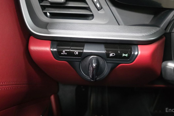 2021 Porsche 911 с пробегом 46 031 км