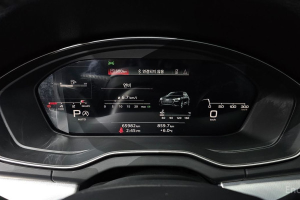 2022 Audi Q5 с пробегом 65 982 км