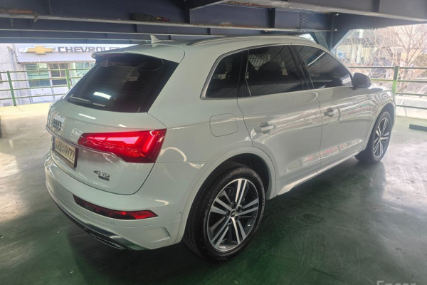 2022 Audi Q5 с пробегом 39 577 км