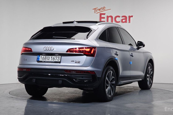 2022 Audi Q5 с пробегом 31 956 км