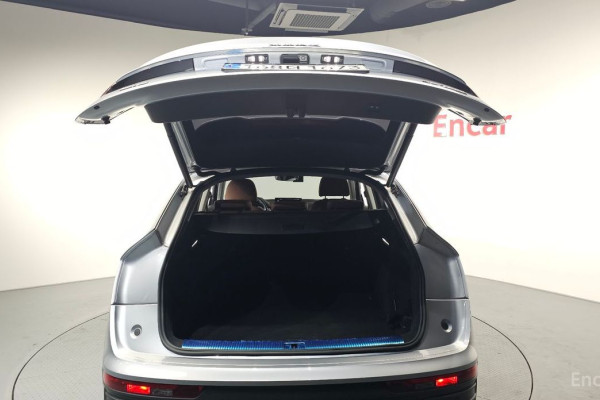 2022 Audi Q5 с пробегом 31 956 км