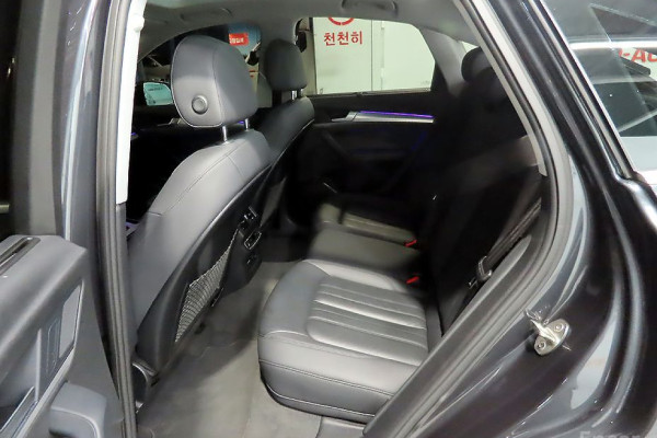 2022 Audi Q5 с пробегом 65 982 км