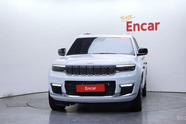 2022 Jeep Cherokee с пробегом 25 733 км