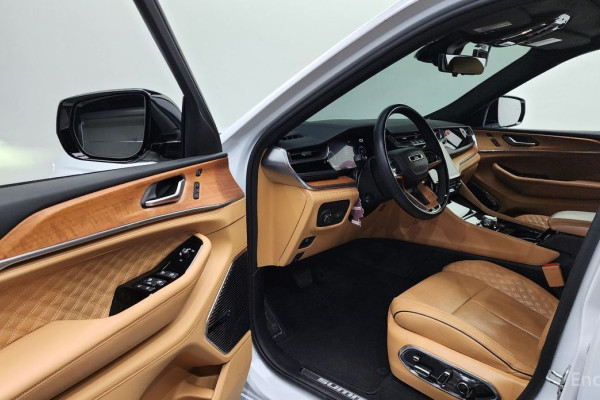 2022 Jeep Cherokee с пробегом 25 733 км