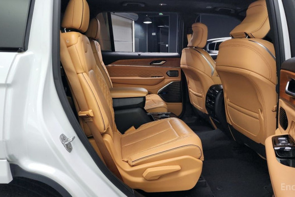 2022 Jeep Cherokee с пробегом 25 733 км