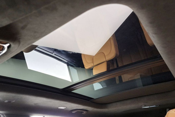 2022 Jeep Cherokee с пробегом 25 733 км