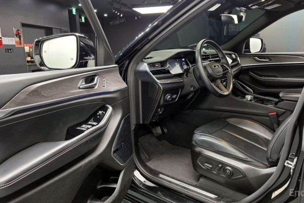 2022 Jeep Cherokee с пробегом 43 111 км