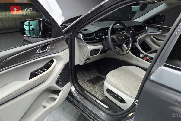 2022 Jeep Cherokee с пробегом 34 571 км