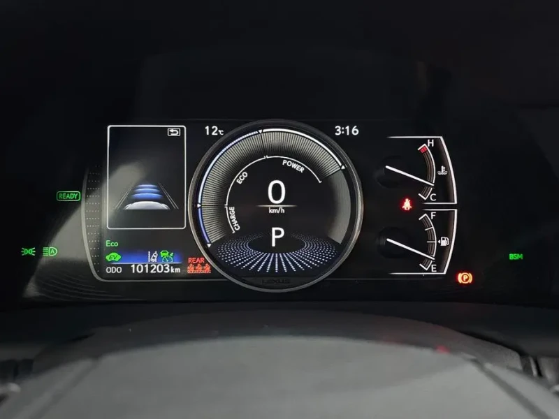 2022 Lexus ES с пробегом 101 203 км