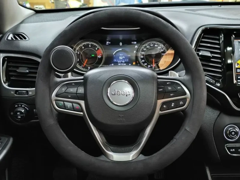 2022 Jeep Cherokee с пробегом 36 027 км