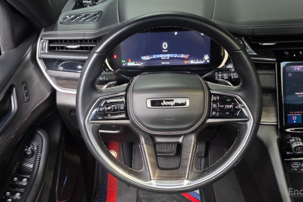 2022 Jeep Cherokee с пробегом 70 613 км