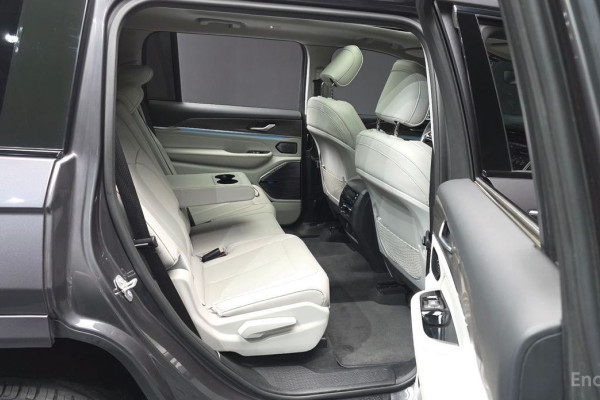 2022 Jeep Cherokee с пробегом 45 492 км