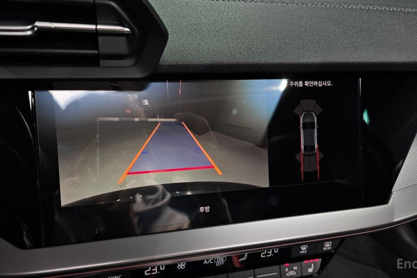 2023 Audi S3 с пробегом 10 040 км