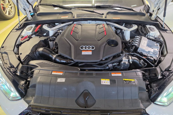 2023 Audi S5 с пробегом 46 000 км