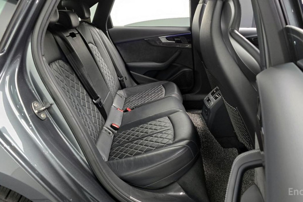 2021 Audi S4 с пробегом 85 838 км