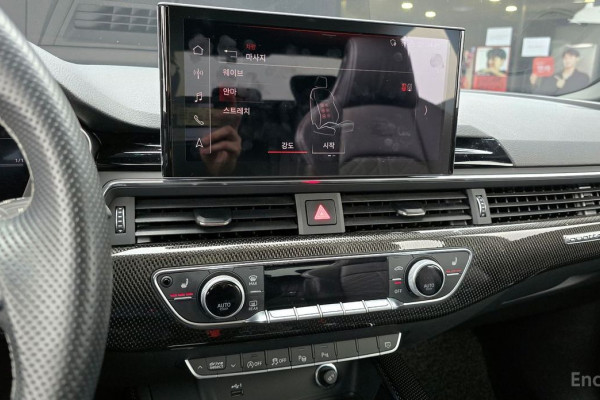 2021 Audi S4 с пробегом 85 838 км