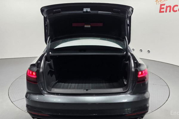 2021 Audi S4 с пробегом 85 838 км