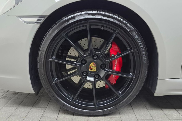 2021 Porsche 718 Spyder с пробегом 17 091 км