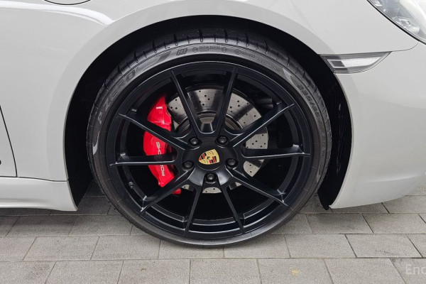 2022 Porsche 718 Spyder с пробегом 33 969 км