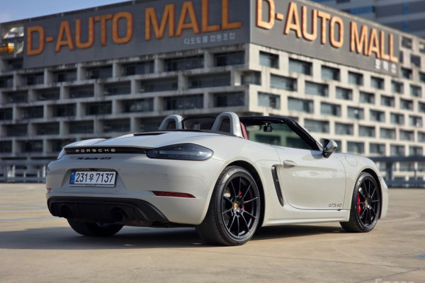 2022 Porsche 718 Spyder с пробегом 60 201 км