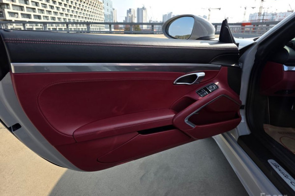 2022 Porsche 718 Spyder с пробегом 60 201 км