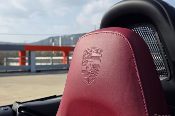 2022 Porsche 718 Spyder с пробегом 60 201 км