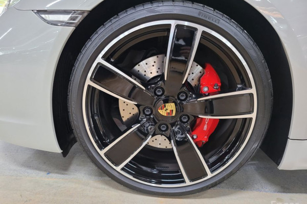 2022 Porsche 718 Spyder с пробегом 10 400 км