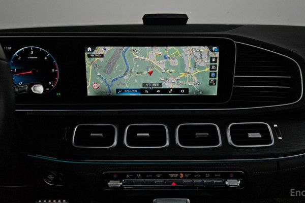 2023 Mercedes-Benz GLS с пробегом 33 106 км