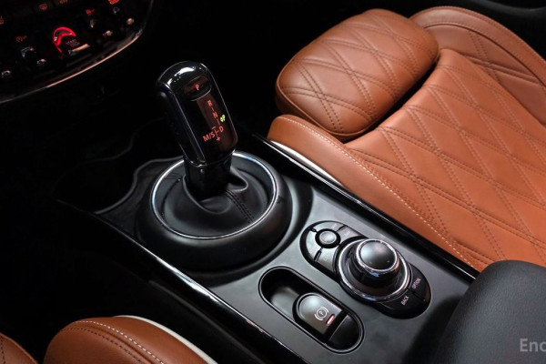 2023 Mini Clubman с пробегом 14 728 км