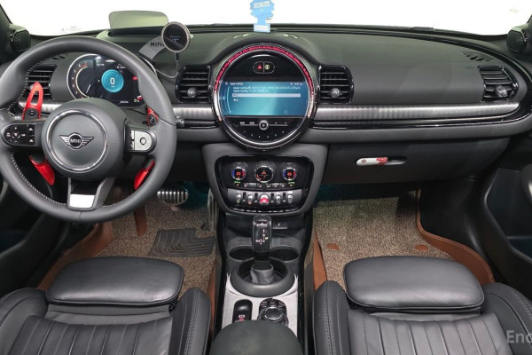 2023 Mini Clubman с пробегом 47 773 км