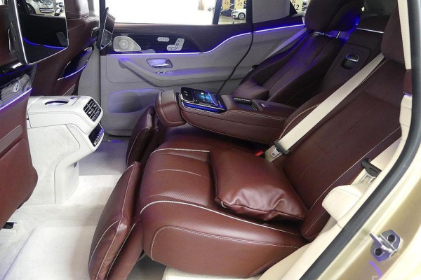 2023 Mercedes-Benz GLS с пробегом 30 400 км