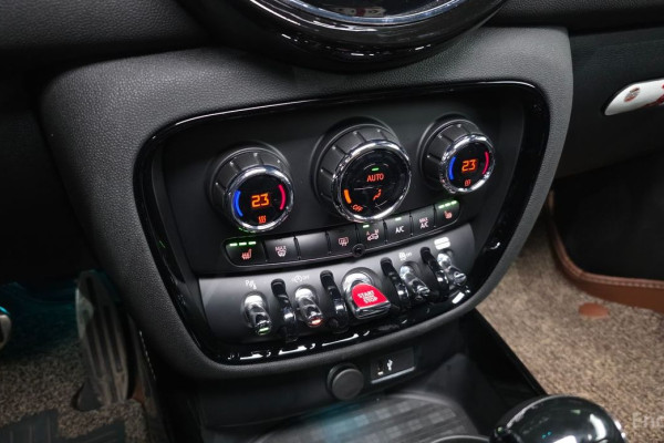 2023 Mini Clubman с пробегом 47 773 км