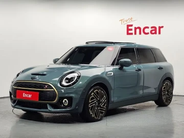 2022 Mini Clubman с пробегом 27 106 км