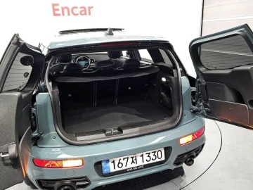 2022 Mini Clubman с пробегом 27 106 км