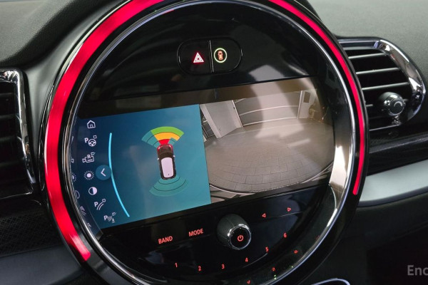 2022 Mini Clubman с пробегом 48 106 км