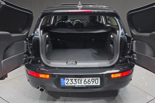 2023 Mini Clubman с пробегом 22 928 км