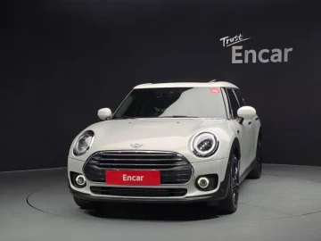 2022 Mini Clubman с пробегом 53 327 км