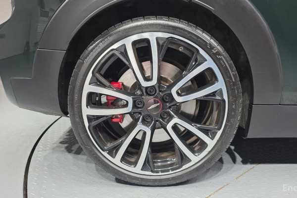 2023 Mini Clubman с пробегом 62 192 км