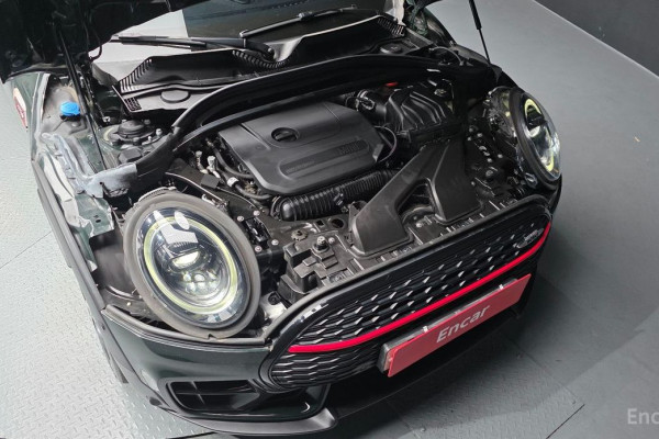 2023 Mini Clubman с пробегом 62 192 км