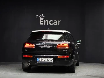 2022 Mini Clubman с пробегом 31 204 км
