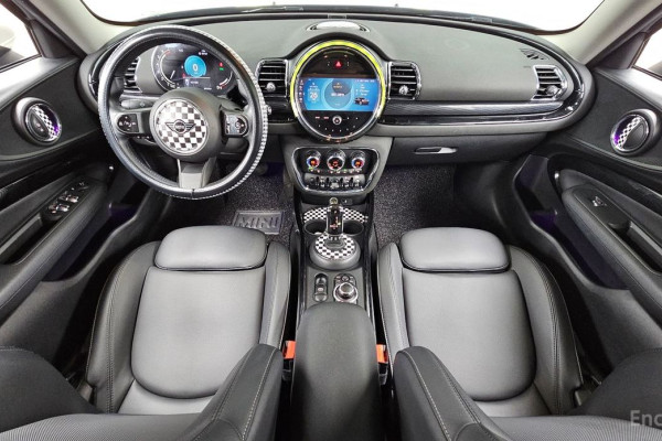 2022 Mini Clubman с пробегом 31 204 км