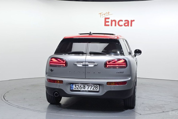 2023 Mini Clubman с пробегом 40 279 км