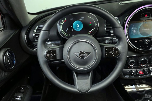 2023 Mini Clubman с пробегом 40 279 км