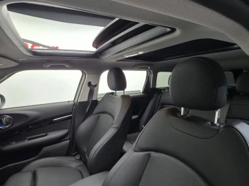 2023 Mini Clubman с пробегом 40 279 км
