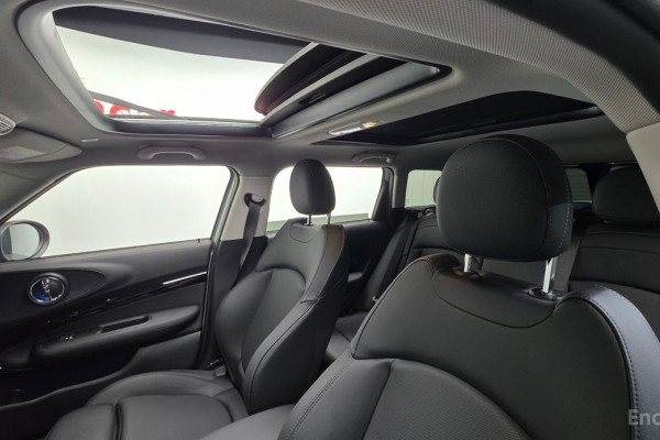 2023 Mini Clubman с пробегом 40 279 км