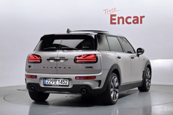 2023 Mini Clubman с пробегом 29 637 км